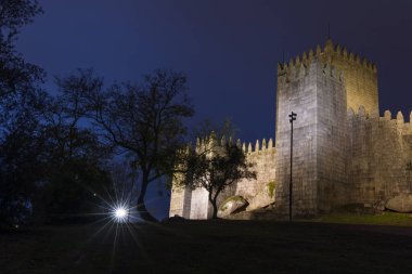 Gün batımında, Portekiz Guimaraes, Ortaçağ Kalesi
