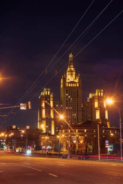 Tom Väg Golvytan Med Modern Stad Landmärke Byggnader Nattliv Moskva — Stockfoto