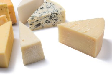 izole üzerine beyaz peynir türleri