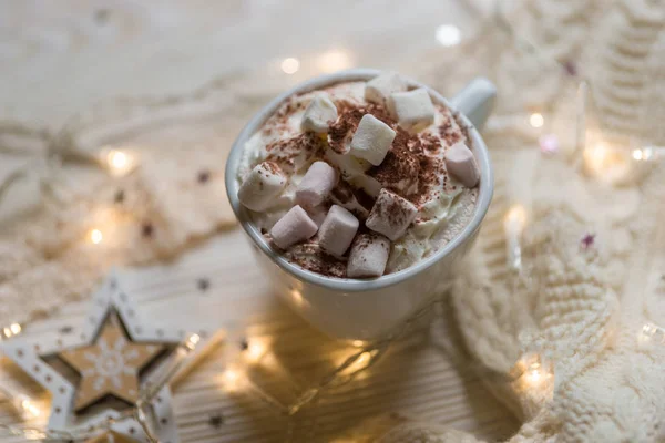 Whuite Cup Hot Chocolate Drink Marshmallows Cinnamon Rustic Wooden Background — Stock Photo, Image