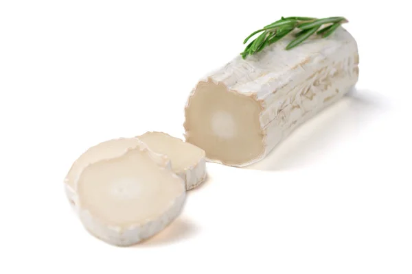 Fette Formaggio Capra Formaggio Capra Pezzo Con Rosmarino Isolato Sfondo — Foto Stock