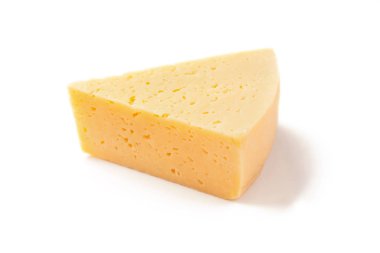 Beyaz arka planda gouda dilimi