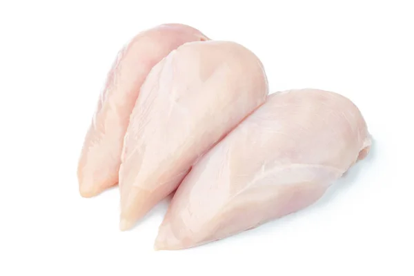 Filets de poitrine de poulet crus isolés sur fond blanc . — Photo