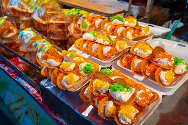 Tvorba thajského tradicitionalseeet snack — Stock fotografie