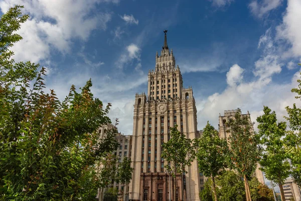 Red Gates Administrative Building Jeden Wieżowców Stalina Siódemka Położony Pobliżu Zdjęcia Stockowe bez tantiem