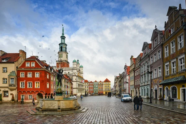 Poznaň Polsko Listopad 2018 Barevné Renesanční Fasády Náměstí Ústřední Tržnicí — Stock fotografie