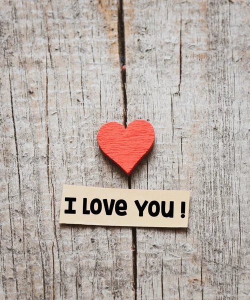 Jag Älskar Dig Text Trä Bakgrund Med Ett Rött Hjärta — Stockfoto