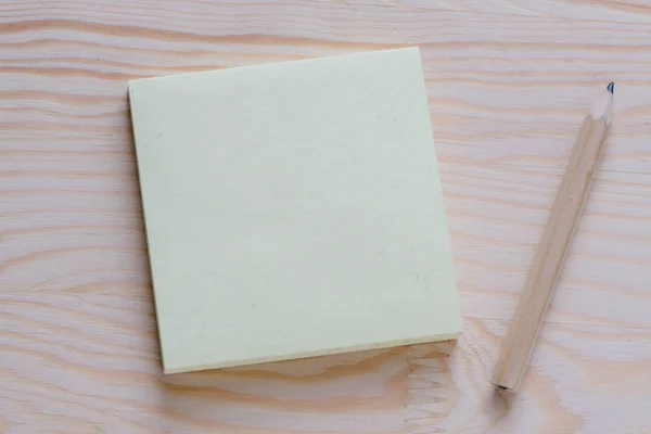 Üres Jegyzék Ceruzát Fából Készült Íróasztal — Stock Fotó