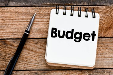 Masa üzerinde metin beget ile Notepad 