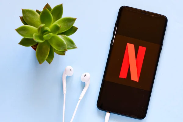 Poznaň Polsko Července 2019 Logo Netflix Zobrazené Smartphone — Stock fotografie