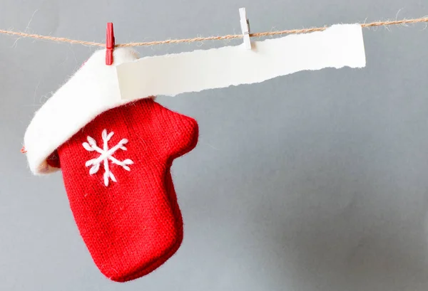 Kırmızı Eldiven Ile Mutlu Noel Kartı Şablonu — Stok fotoğraf