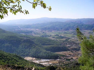 Dağların güzel manzarası