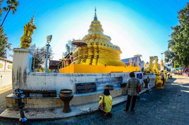 Tayland 'daki Wat ve Chiangmai şehri.