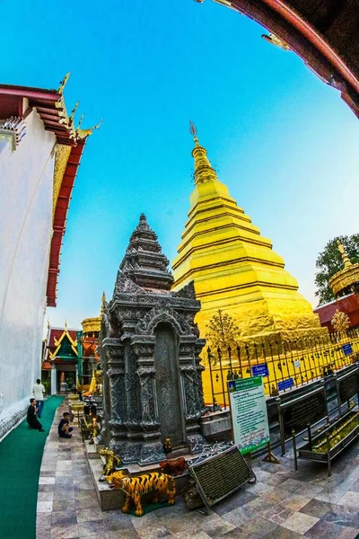 Wat Phra Cho Hae Phrae Province Thailand — Fotografia de Stock