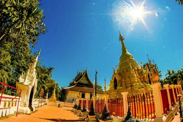 Промивання Храму Таїланді — стокове фото