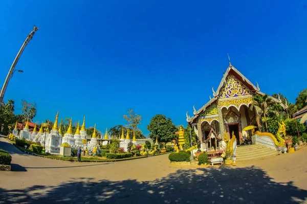 Wat Phra Chedi Sawlang Lampang Thailand Travel — Photo