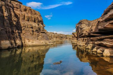 Hat Chom Dao Büyük Kanyon Taş Sanatı UbonRatchathani, Tayland