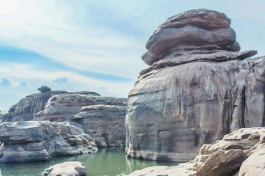 Hat Chom Dao Büyük Kanyon Taş Sanatı UbonRatchathani, Tayland
