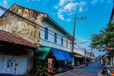 Baan şarkı söyle Tayland 'ın eski kasabasında