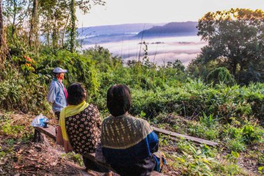 Sabah güneşi Mekong Nehri 
