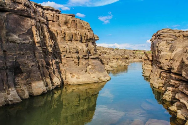 Hat Chom Dao Büyük Kanyon Taş Sanatı UbonRatchathani, Tayland