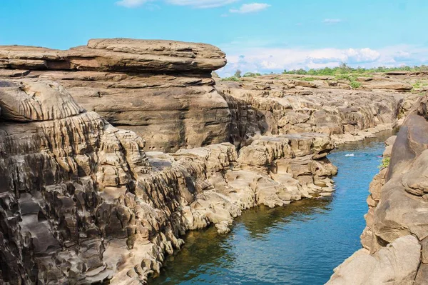 Hat Chom Dao Büyük Kanyon Taş Sanatı UbonRatchathani, Tayland
