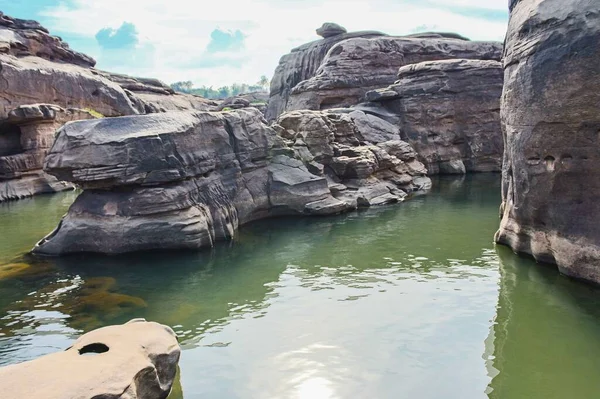 Hat Chom Dao Büyük Kanyon Taş Sanatı UbonRatchathani, Tayland