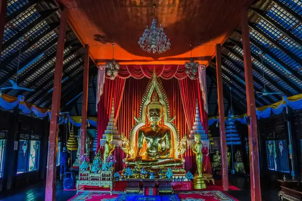 Wat Luang Ubonratchathani Thailand — Stock Photo, Image