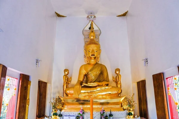 Wat Luang Ubonratchathani Tailândia — Fotografia de Stock