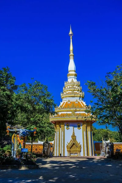 Wat Phra Kway Ngeun Chiangkhan Thailand — стоковое фото