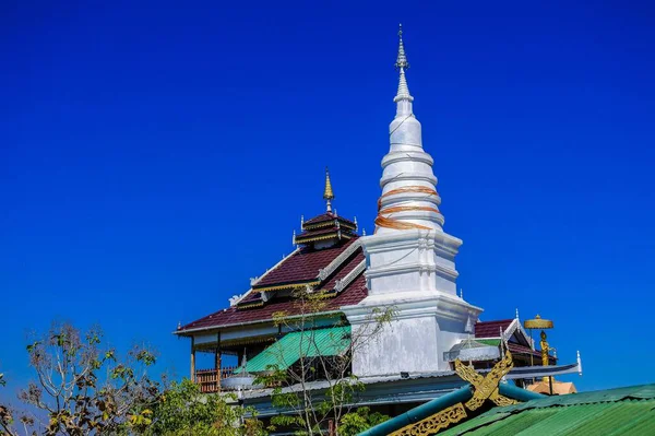 Wat Pha Bhud Tha Baht Pha Nham Lamphun Tailandia —  Fotos de Stock