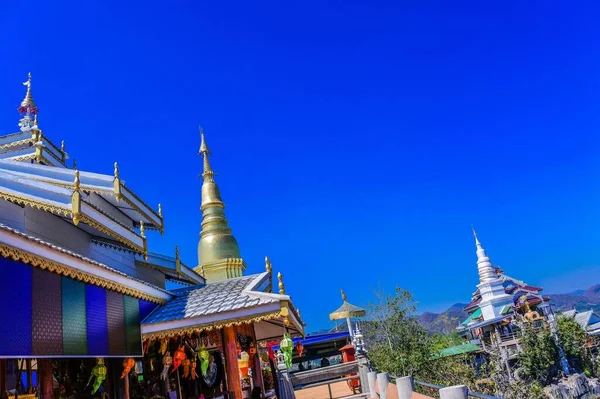 Wat Pha Bhud Tha Baht Pha Nham Lamphun Tailandia — Foto de Stock