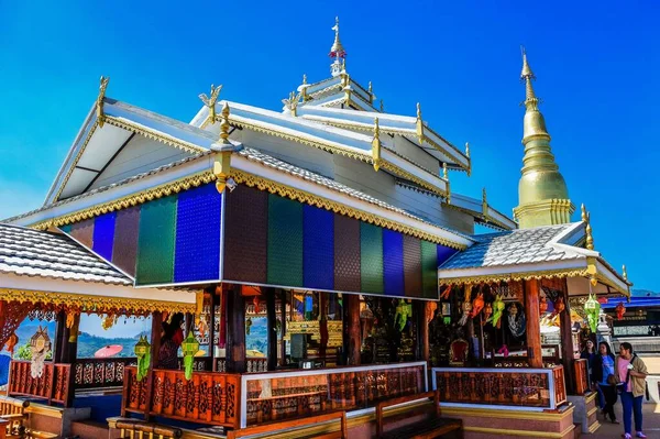 Wat Pha Bhud Tha Baht Pha Nham Lamphun Tailândia — Fotografia de Stock