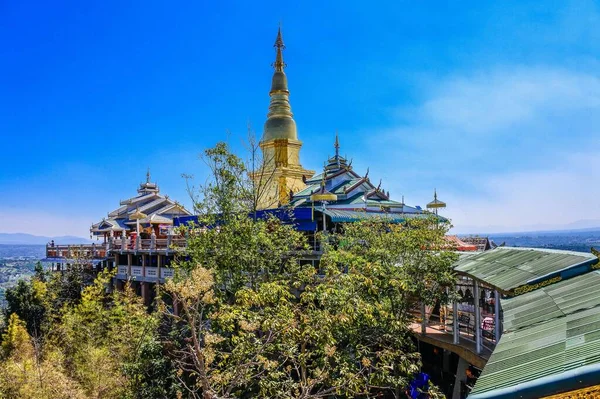 Wat Pha Bhud Tha Baht Pha Nham Lamphun Thaiföld — Stock Fotó