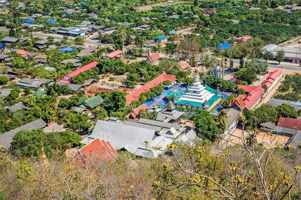 Wat Pha Bhud Tha Baht Pha Nham Lamphun Thailand — стоковое фото