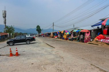 Dağın güzel manzarası Phu Tub Berk, Petchabun, Tayland