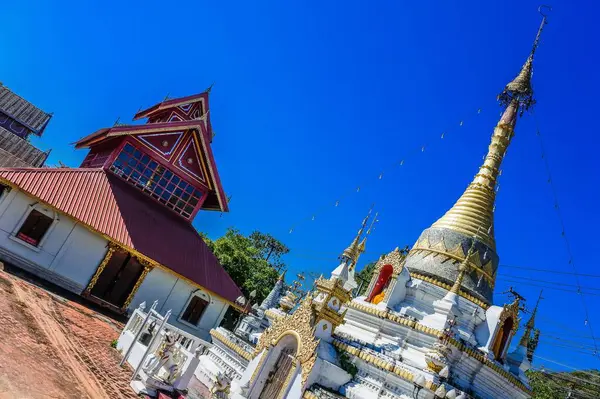 Wat Kam Mae Hong Son Tailândia — Fotografia de Stock