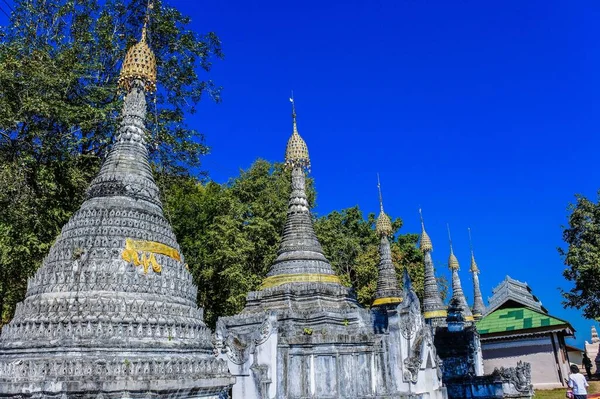 Wat Muay Tor Temple Mae Hong Son Tailândia — Fotografia de Stock