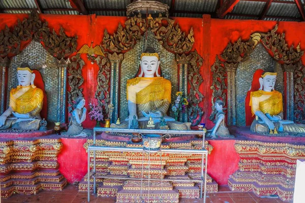 Wat Muay Tor Temple Mae Hong Son Thaïlande — Photo