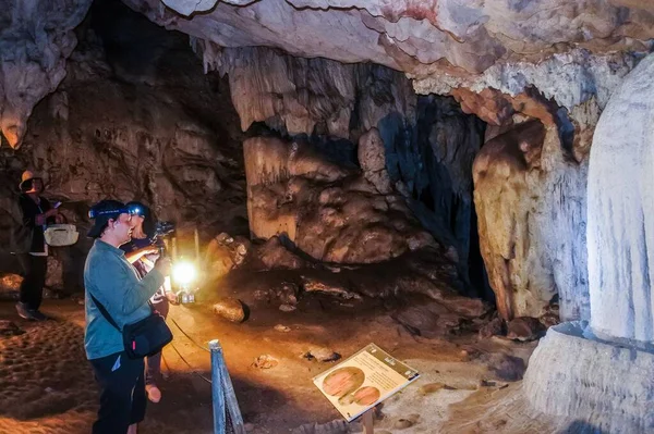 Nejúžasnější Jeskyně Tham Lod Jeskyně Maehongson Thajsku — Stock fotografie