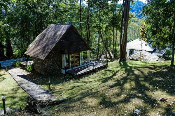 Pong Dueat Kaplıcası Huai Nam Dang Ulusal Parkı Chiangmai Tayland — Stok fotoğraf