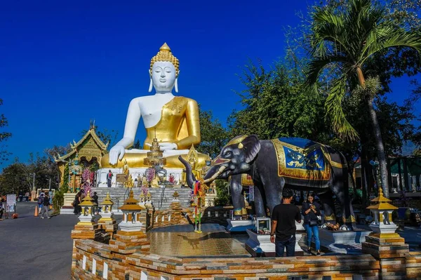 Wat Phra Doi Kham Chiang Mai Tailandia — Foto de Stock