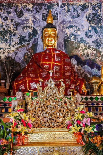 Wat Phra Chom Thong Worawihan Golden Pagoda Phayao Thailand — Stockfoto