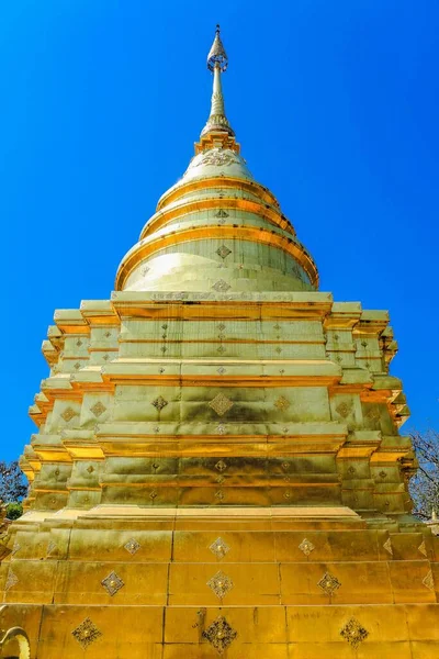 Wat Phra Chom Thong Worawihan Golden Pagoda Phayao Thaïlande — Photo