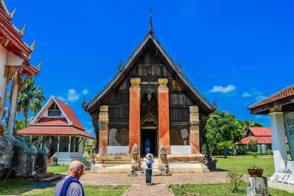 Antiguo Templo Wat Manophirom Mukdahan Tailandia —  Fotos de Stock