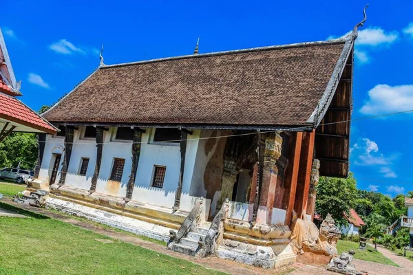 Antigo Wat Manophirom Temple Mukdahan Tailândia — Fotografia de Stock