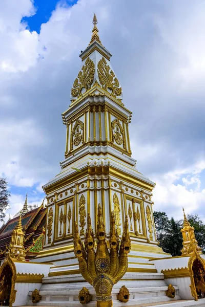Temple Wat Phra Maruka Nakhon Nakhonphanom Thailan — Fotografia de Stock