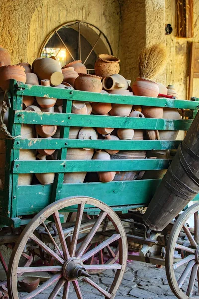 Турецькі горщики ручної роботи, крупним планом — стокове фото
