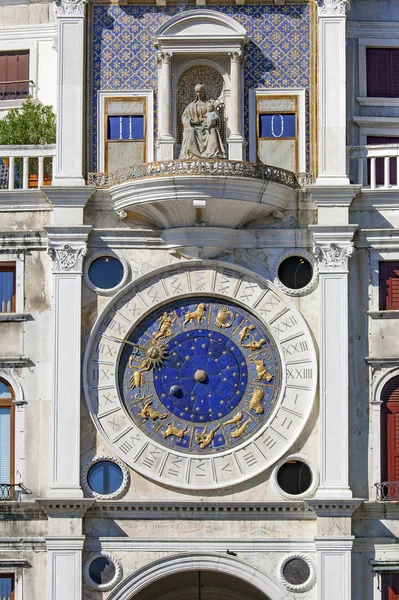 Πύργος ρολογιού του Αγίου Μάρκου-Πιάτσα Σαν Μάρκο στη Βενετία. Βενετία Βένετ — Φωτογραφία Αρχείου