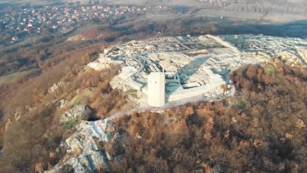 Perperikon Perperikon 是一座位于欧洲保加利亚的色雷斯古城 它座落在被认为是圣地的高山上 — 图库视频影像